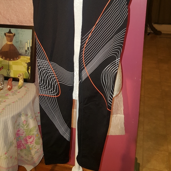 Gap Petite Small Running / Workout Pants - Picture 2 of 6